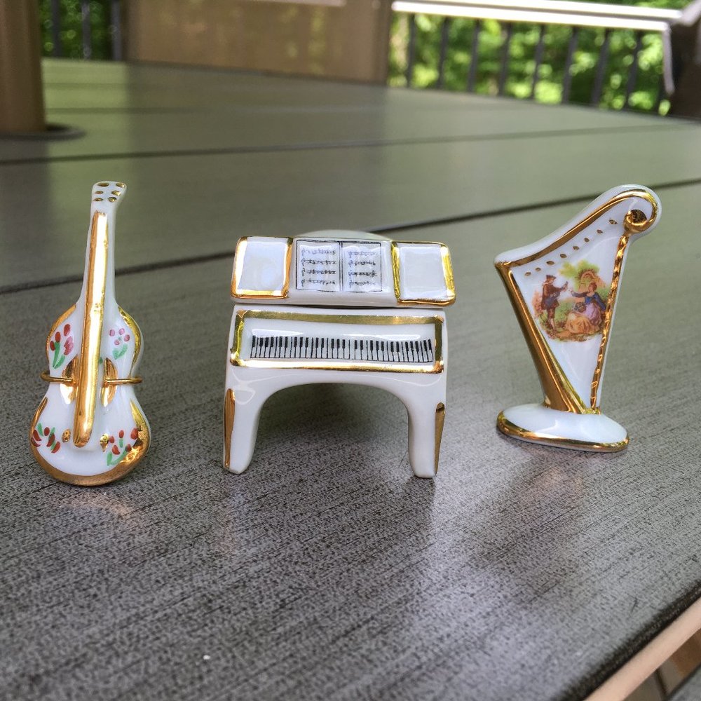 LIMOGES FRANCE-MINIATURE GRAND PIANO, BASS & HARP